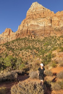 Jogger on the Watchman Trail, Watchman Mountain, Zion National Park, Colorado Plateau, Utah, USA,