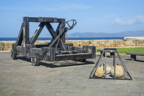 Medieval catapult at fortress wall of Alghero, Sardinia, Italy, Mediterranean, Southern Europe,
