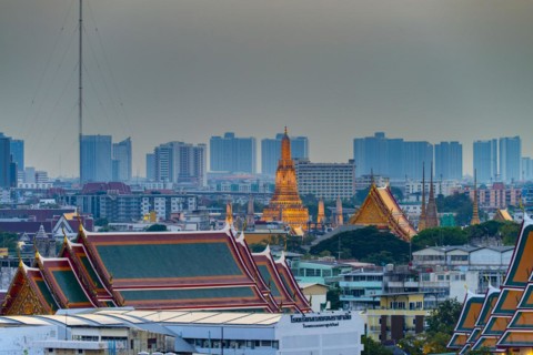 Panorama from Golden Mount to the illuminated Wat Ratchabophit, Wat Rachapradit, Wat Pho and Wat