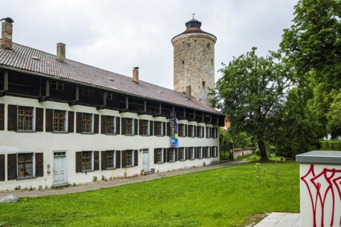 In the 19th century, the finishing works in Isny with its integrated medieval town wall served as a