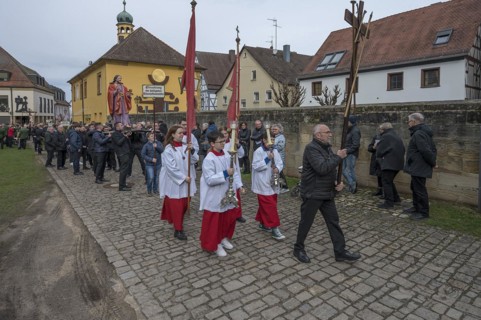 Historic Good Friday procession for 350 years with life-size wood-carved figures from the 18th