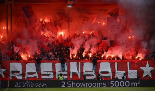 Bengalos, pyrotechnics, pyro, fireworks, fan block, fans, fan curve, flags, flags, atmosphere,