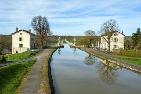 Briare, Canal bridge built by Gustave Eiffel, lateral canal to the Loire above the Loire river,