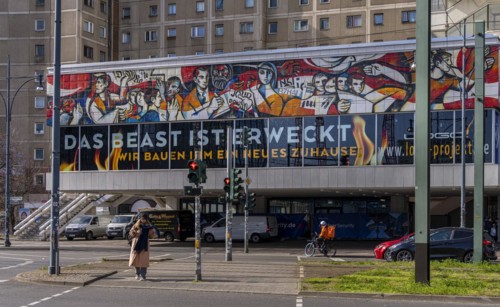 Socialist Realism, Kunst am Pressehaus am Alexanderplatz, Berlin, Germany, Europe