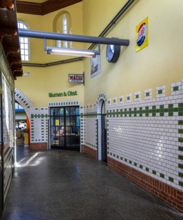 Nikolassee S-Bahn station, interior view, Berlin-Zehlendorf, Berlin, Germany, Europe