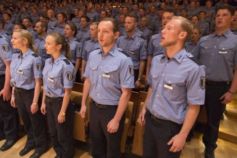 Assembly for the swearing-in of 639 young Berlin police officers, Berlin, 02 July 2015, Berlin,