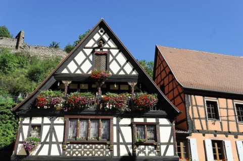 Kaysersberg, Alsace Wine Route, Alsace, Departement Haut-Rhin, France, Europe, A traditional