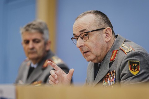 (R-L) General Carsten Breuer, Inspector General of the Bundeswehr, and Lieutenant General Alexander