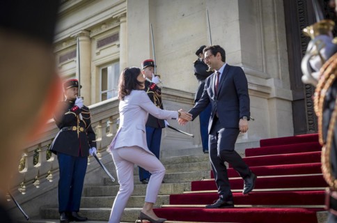 Annalena Baerbock (Alliance 90/The Greens), Federal Foreign Minister, takes a photo as part of her