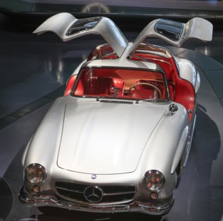 Mercedes-Benz 300 SL Coupe, Gullwing, Mercedes-Benz Museum, Stuttgart, Baden-Wuerttemberg, Germany,