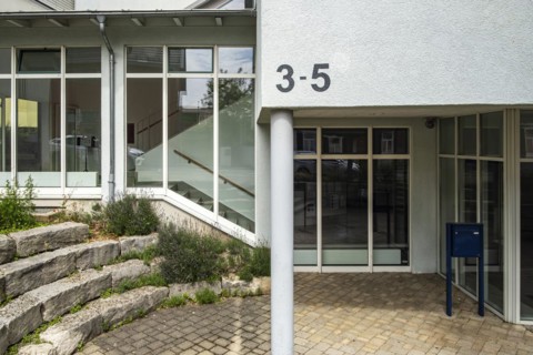 Maths problem 3-5 or house number depending on your point of view, combination of digits on modern