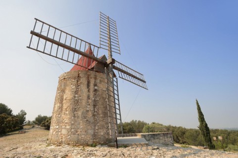 Windmill 'Moulin de Daudet', Fontvieille, Bouches-du-Rhone, Provence-Alpes-Cote d'Azur, South of