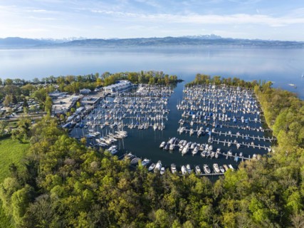 Ultramarin Gohren, the largest water sports centre on Lake Constance, Meichle and Mohr Marina with