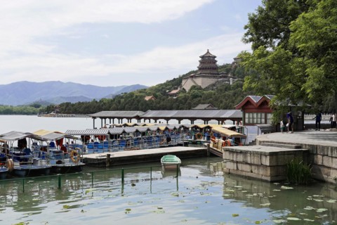 New Summer Palace, Beijing, China, Asia, A natural seascape with boats, quays and mountains in