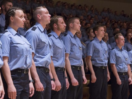 Assembly for the swearing-in of 639 young Berlin police officers, Berlin, 02 July 2015, Berlin,