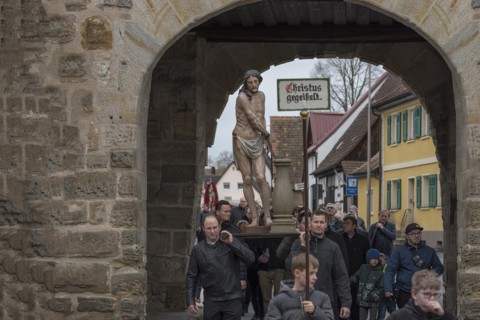 Historic Good Friday procession for 350 years with life-size wood-carved figures from the 18th