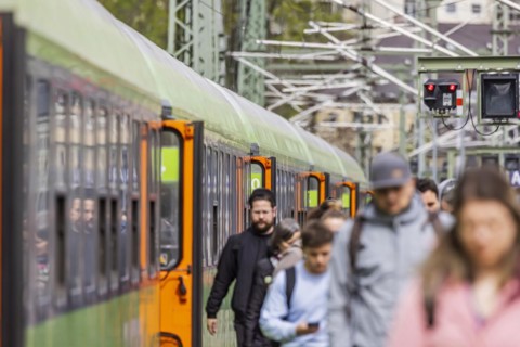 Flixtrain train at Stuttgart main station, track apron with arriving and departing trains,