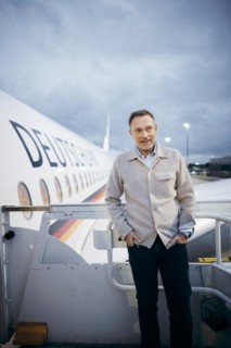 Christian Lindner (FDP), Federal Minister of Finance, pictured boarding an aircraft of the