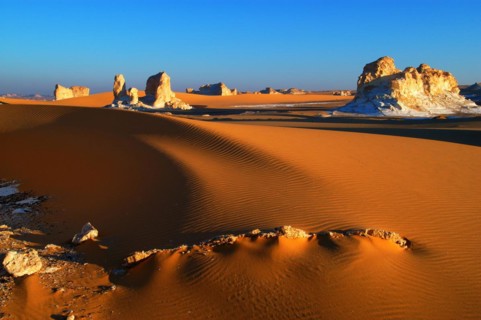 Egypt, White Desert, bizarre sandstone cliffs, Middle East, Africa