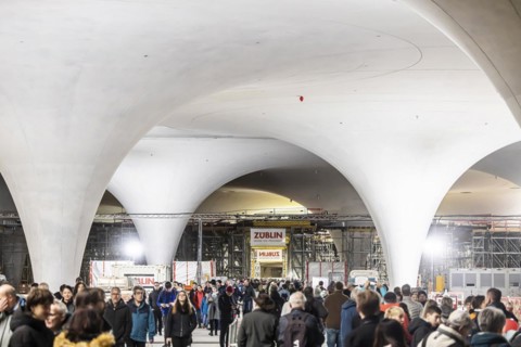 Open construction site days at the new main railway station. 115, 000 visitors visit the