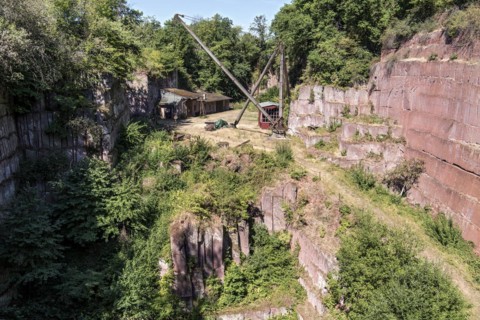 Disused Michelnau quarry, Michelnau tuff, red basalt, red lava, cinder agglomerate, Tertiary
