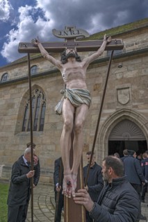 Historic Good Friday procession for 350 years with life-size wood-carved figures from the 18th