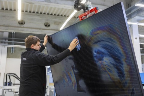 Sunmaxx PVT is a new innovative developer of photovoltaic thermal solar modules. The Fraunhofer ISE