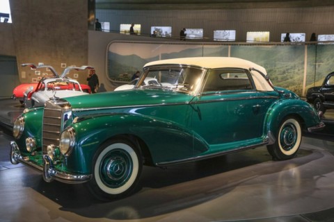 Mercedes-Benz 300 S Cabriolet A, Mercedes-Benz Museum, Stuttgart, Baden-Wuerttemberg, Germany,