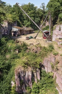 Disused Michelnau quarry, Michelnau tuff, red basalt, red lava, cinder agglomerate, Tertiary