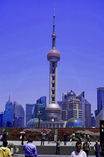 Stroll through Shanghai to the sights, Shanghai, China, Asia, The Shanghai Oriental Pearl Tower