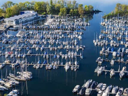 Ultramarin Gohren, the largest water sports centre on Lake Constance, Meichle and Mohr Marina with