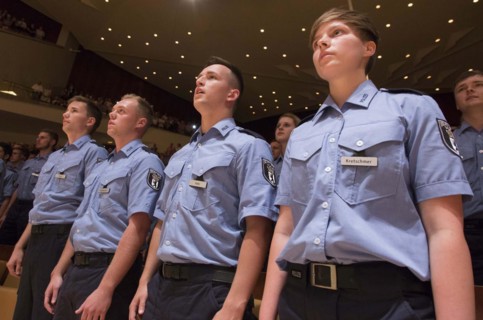 Assembly for the swearing-in of 639 young Berlin police officers, Berlin, 02 July 2015, Berlin,