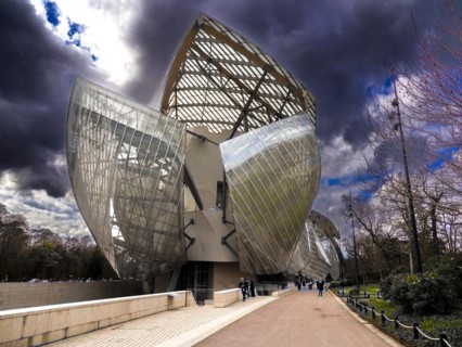 Paris 16e arr, The modern architecture of Louis Vuitton Foundation by Frank Gehry. Ile de France,