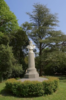 Bust of the writer Felix Gras, Park Le Rocher des Doms, Avignon, Vaucluse, Provence-Alpes-Cote