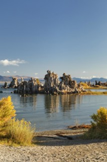 Tufa formations at Mono Lake, Mono Lake Tufa State Reserve, California, USA, Mono Lake Tufa State