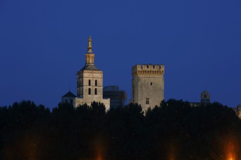 Papal Palace and Notre-Dame des Doms Cathedral at night, Avignon, Vaucluse, Provence-Alpes-Cote