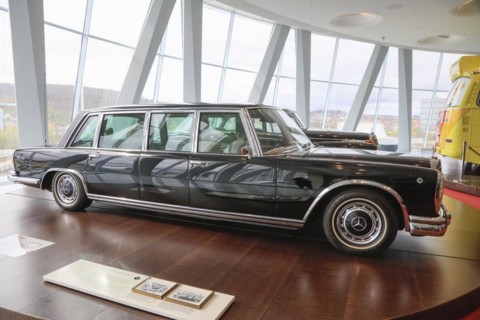 Mercedes-Benz 600 Pullman state limousine from 1965, Mercedes-Benz Museum, Stuttgart,