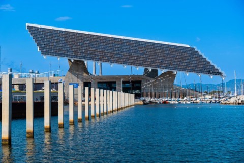 The photovoltaic pergola in the Forum district, a sail the size of a football pitch made of solar