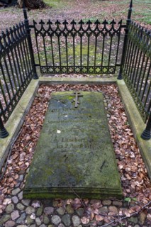Major Pushkin's grave in Ludwigslust Castle Park. The officer in Isum's cavalry regiment fell in