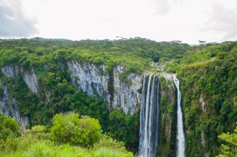 Beautiful landscape of Itaimbezinho Canyon and green rainforest, Cambara do Sul, Rio Grande do Sul,