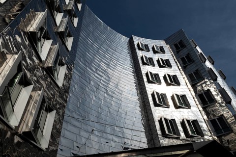Frank-Gehry-Bauten, Neuer Zollhof, Duesseldorf Media Harbour, North Rhine-Westphalia, Germany,