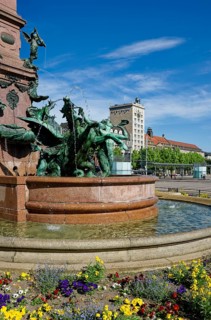 Mendebrunnen and Krochhochhaus, Leipzig, Augustusplatz, Leipzig, Saxony, Germany, Europe