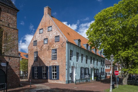 Hotel Hohes Haus am Alten Siel in Greetsiel, Krummhoern, East Frisia, Greetsiel, Krummhoern, East