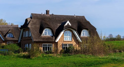 Holiday home development on the Baltic Sea beach, Ruegen, Mecklenburg-Vorpommern, Germany, Europe