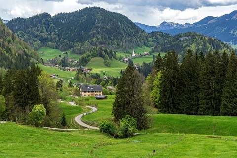 View from the Alpe Dornach to Tiefenbach and the Allgaeu Alps, Oberstdorf, Oberallgaeu, Allgaeu,