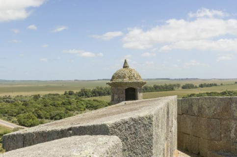 Fortaleza Santa Tereza is a military fortification located at the northern coast of Uruguay close