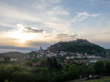Evening sun over Riegersburg Castle, Riegersburg, Styrian volcanic region, Styria, Austria, Europe