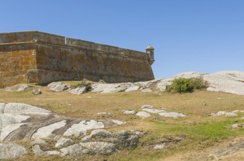 Fortaleza Santa Tereza is a military fortification located at the northern coast of Uruguay close