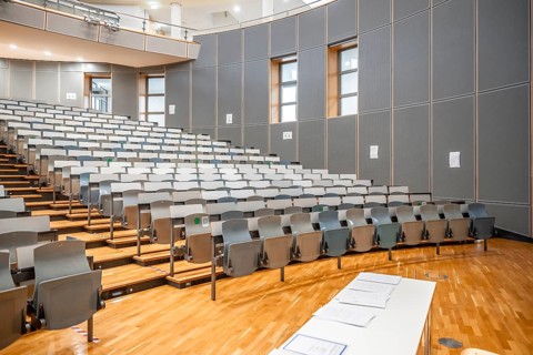 Rows of seats in an empty lecture theatre, interior photo, Department of Mechanical Engineering,