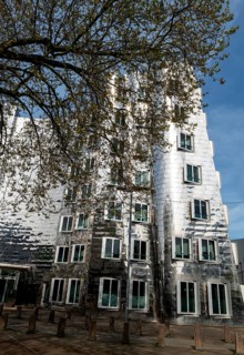 Frank-Gehry-Bauten, Neuer Zollhof, Medienhaufen Duesseldorf, North Rhine-Westphalia, Germany,